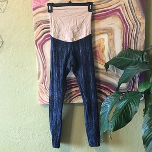 Motherhood Maternity patterned leggings M